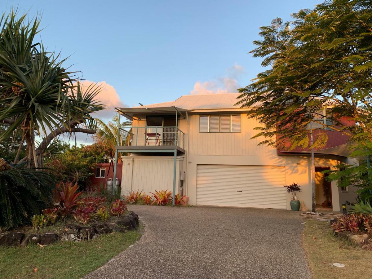 Gina'S Place Apartment Peregian Beach Exterior photo